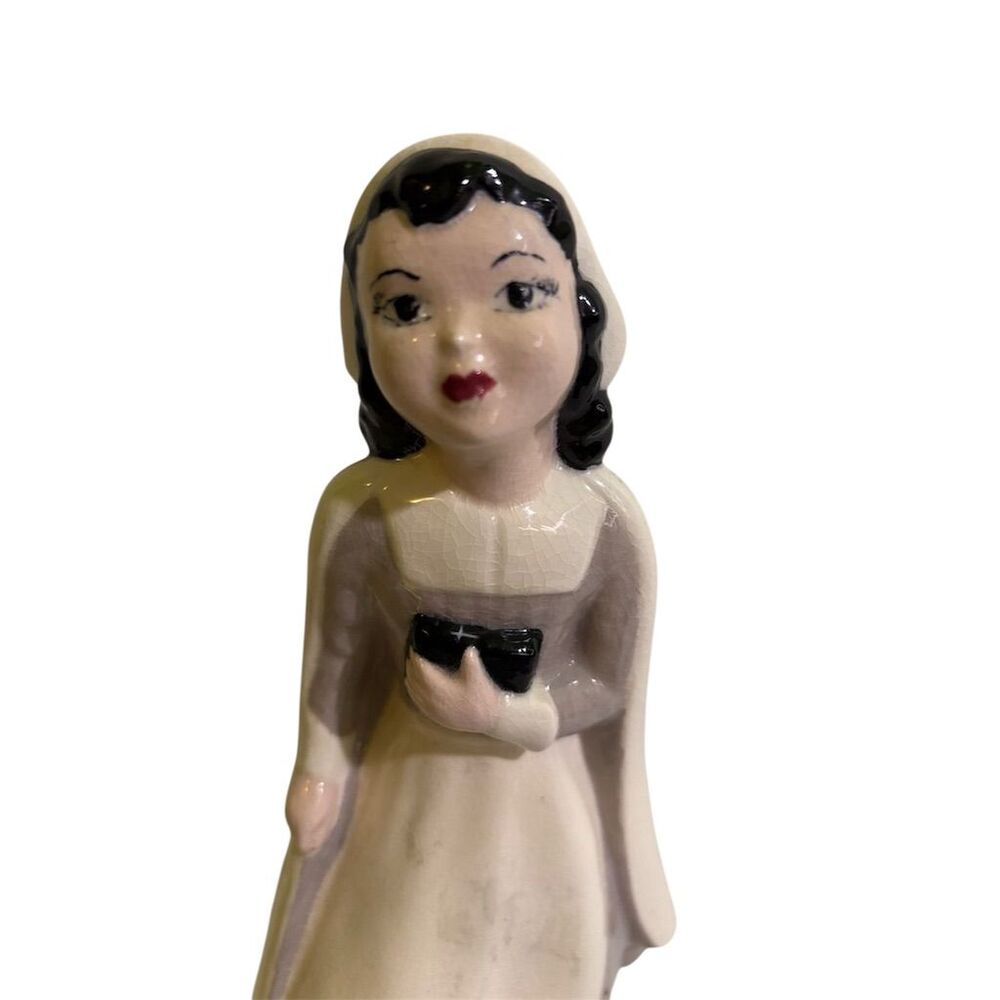 Vintage Ceramic Nun Figurine 8" Tall Religious Catholic Decor - Picture 2 of 6